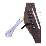 Guitarstrengsværktøj til strengeskift, stemning og fjernelse af brostifter på akustisk guitar