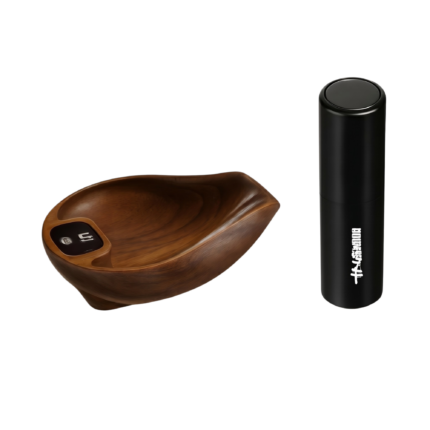 Kitchen Scale with Digital Display and Integrated Spice Grinder for Precise Weighing in the Kitchen