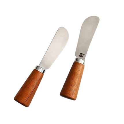 Smørkniv i rustfrit stål med bred afrundet klinge og ergonomisk greb til jævn smøring og pålæg