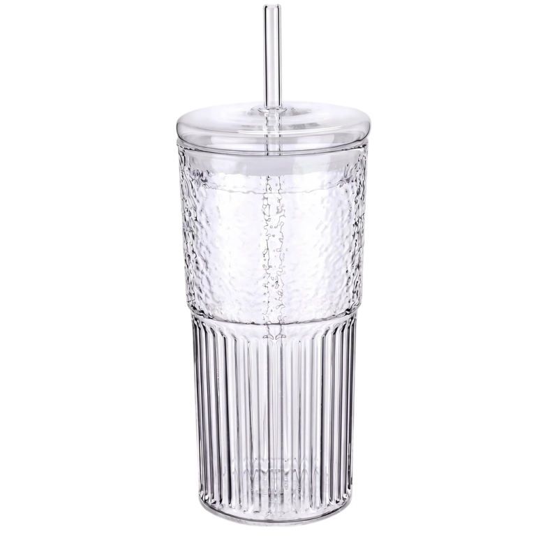Rillet glaskop med låg og glasugerør til iced coffee, iste, juice og kolde drikke