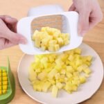 Vegetable Chopper with Container and Cutting Grid for Quick Cutting and Uniform Pieces in the Kitchen - Image 2