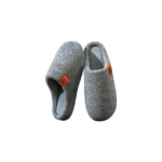 Mulesko til mænd i sølvgrå, sort, kongeblå og mælkehvid med memory foam-sål og blødt for