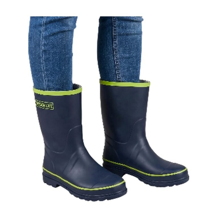 Waterproof Shoe Covers for Hiking Boots in Black and Green with Non-Slip Sole and Zip