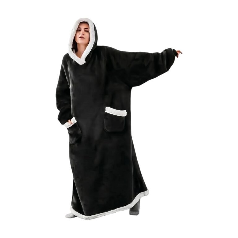Checked Blanket with Sleeves and Hood - Oversized Design with Warmth and Freedom of Movement