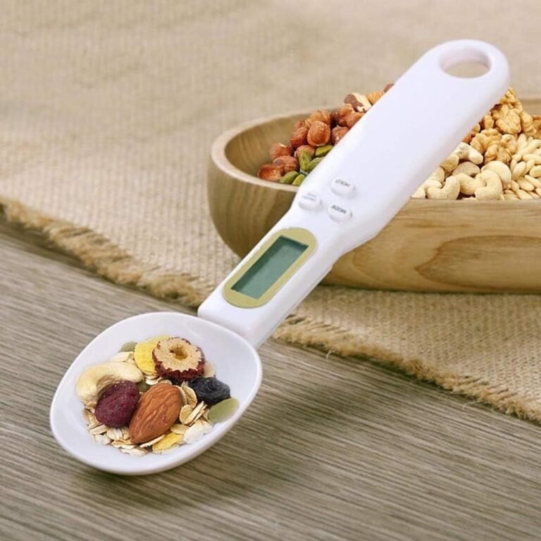 Digital Measuring Spoon in use