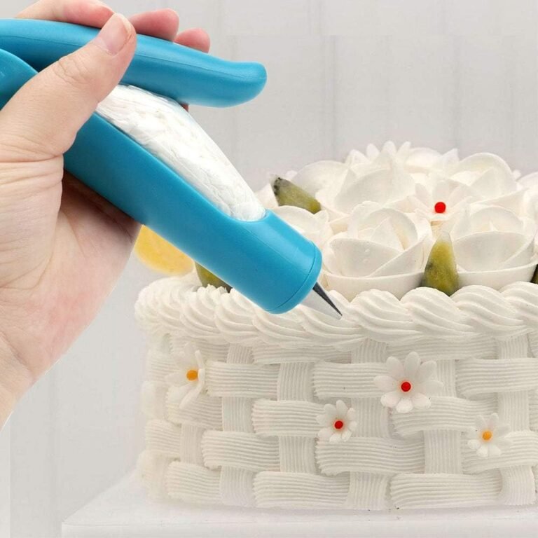 Piping Bag Gun in use