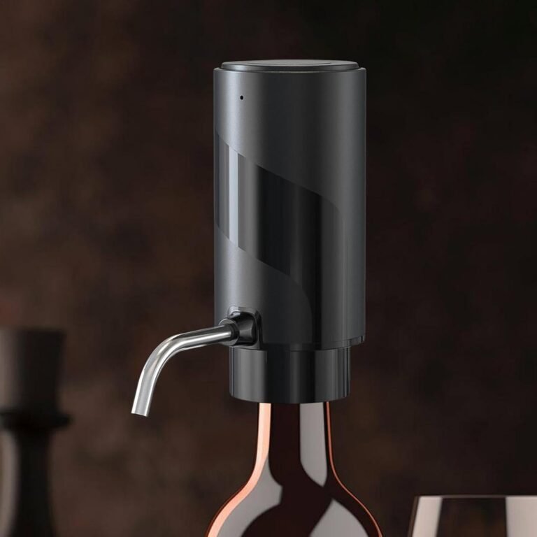Electric Pouring Stopper in Black and Silver in use