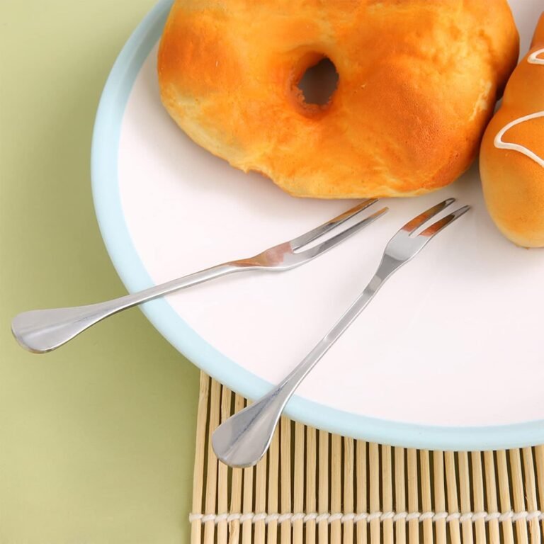 Fondue Forks in Stainless Steel in use