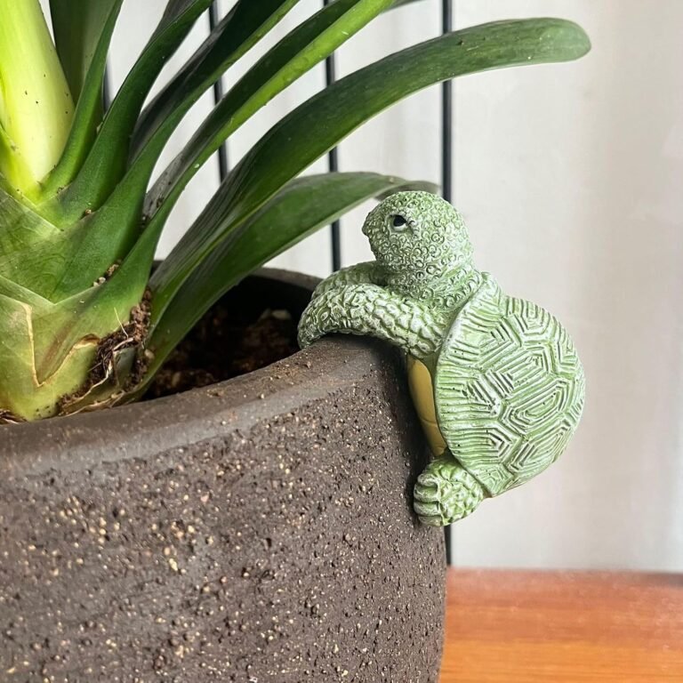 Turtle Figure in use