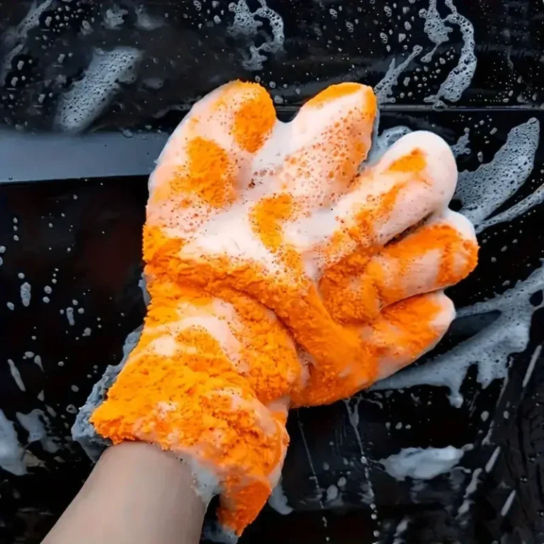 Car Wash Glove Grey-Orange in use